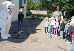 Соблюдая ПДД — не окажешься в беде! Соблюдая ПДД — не окажешься в беде!.